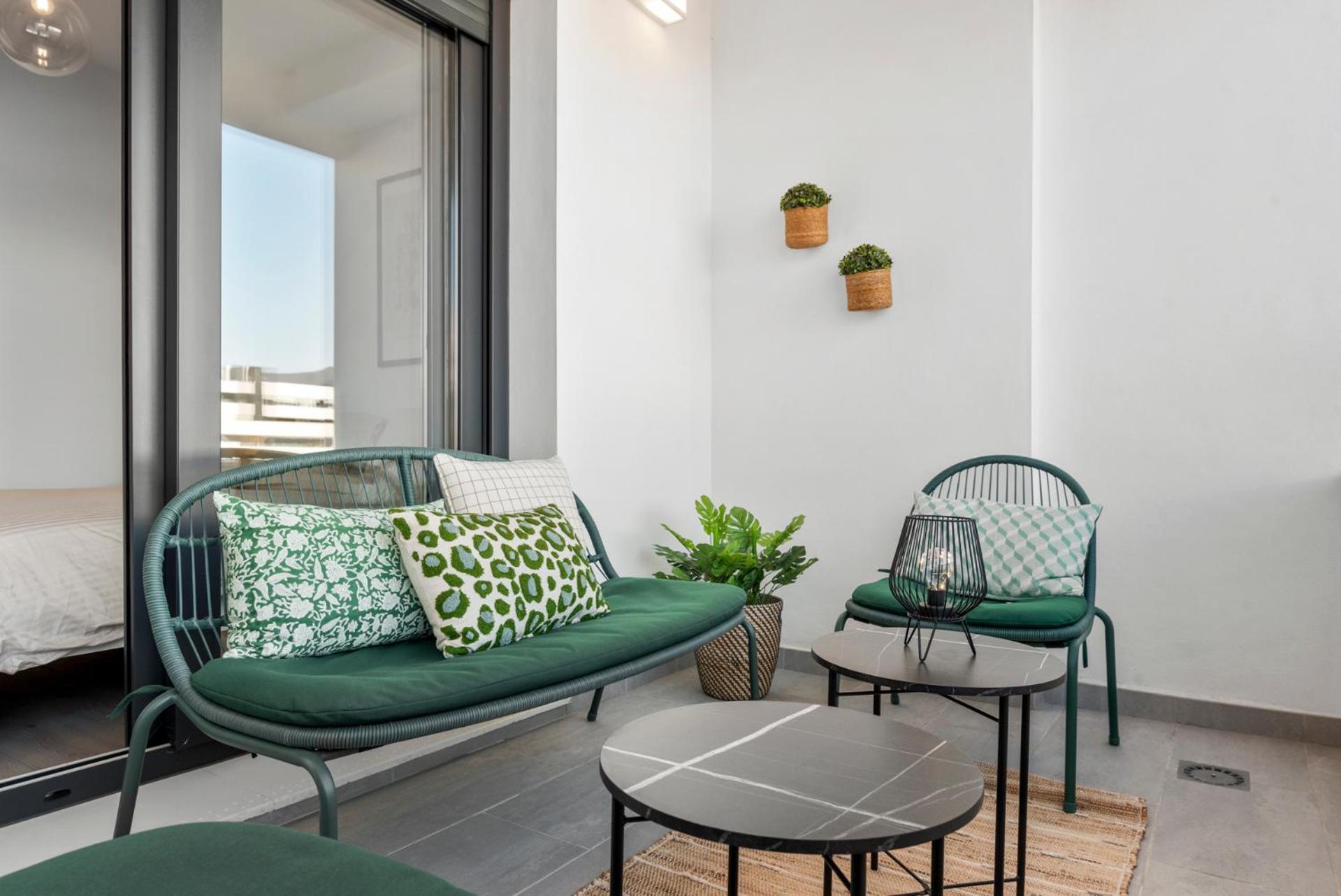 Beautiful 2-Bedroom Apartment Near Center And Beach Эстепона Экстерьер фото